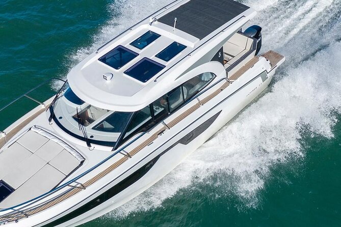Full day cruise with lunch and aperitif at sunset - What the $2,889.87 group price really buys