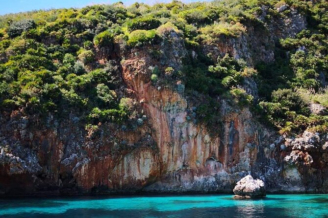 Full Day Private Boat Tour San Vito Lo Capo - Castellammare - Boat comfort, crew style, and what is included