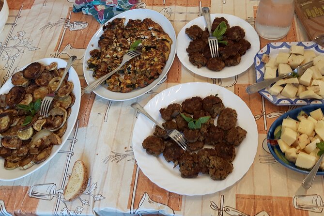 Full-Day Wine Tour in Western Sicily - The tasting and the long Sicilian lunch
