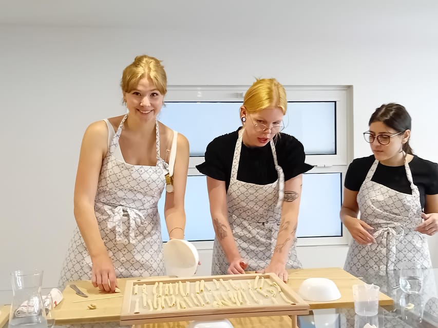 Giardini Naxos, Taormina: Food Class & Sicilian Tasting - What the strongest praise tells you