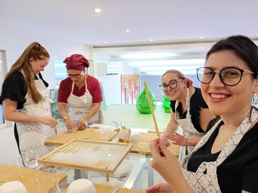Giardini Naxos, Taormina: Food Class & Sicilian Tasting - Ricotta filling and the cannoli finish