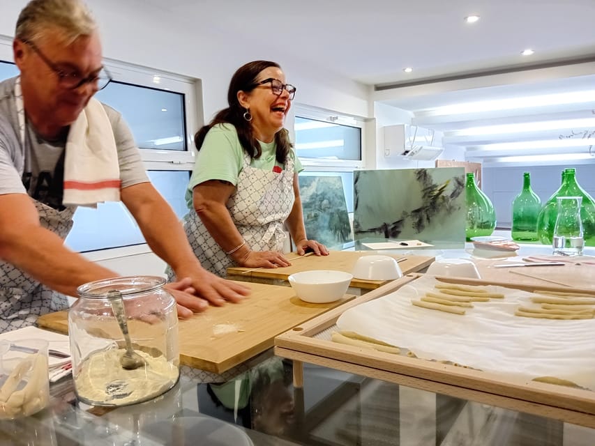 Giardini Naxos, Taormina: Food Class & Sicilian Tasting - Who will enjoy this class most?