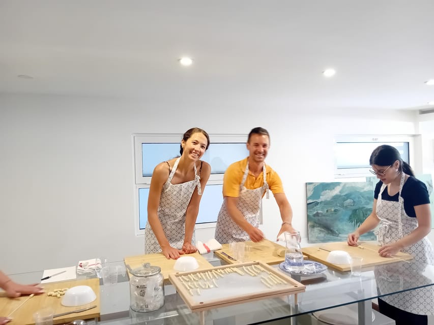 Giardini Naxos, Taormina: Food Class & Sicilian Tasting - The ferretto macaroni lesson