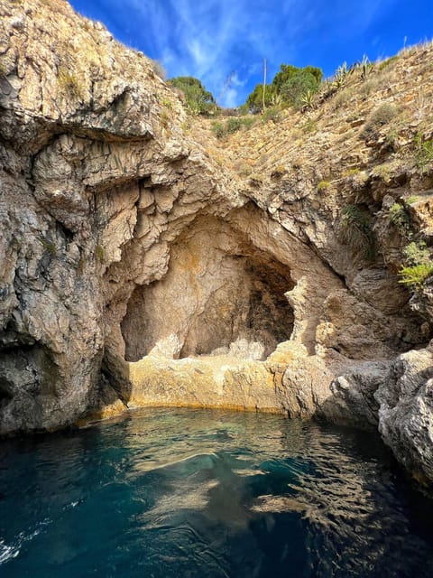 Giardini Naxos: Taormina & Isola Cruise Bella with Aperitif - The Cave of Love and the Blue Grotto