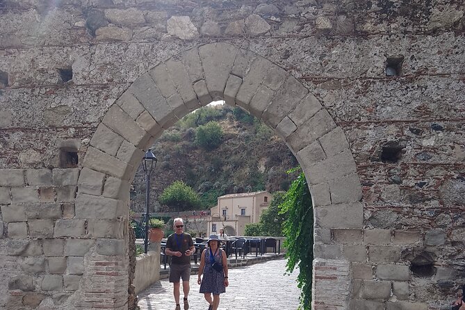 Godfather Private Tour - Santa Teresa di Riva and the beach