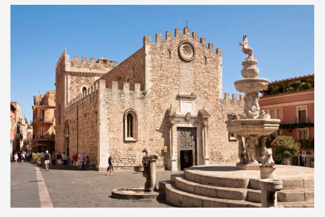 Godfather tour , Taormina and Messina - The guide, vehicle, and group arrangement