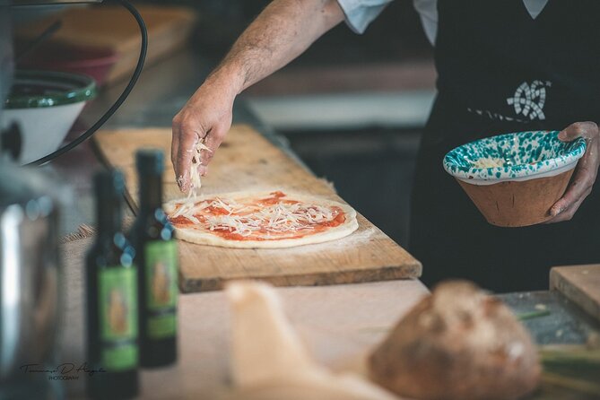 Gourmet Pizza Workshop and Wine Tasting - Local white and red wine with the meal