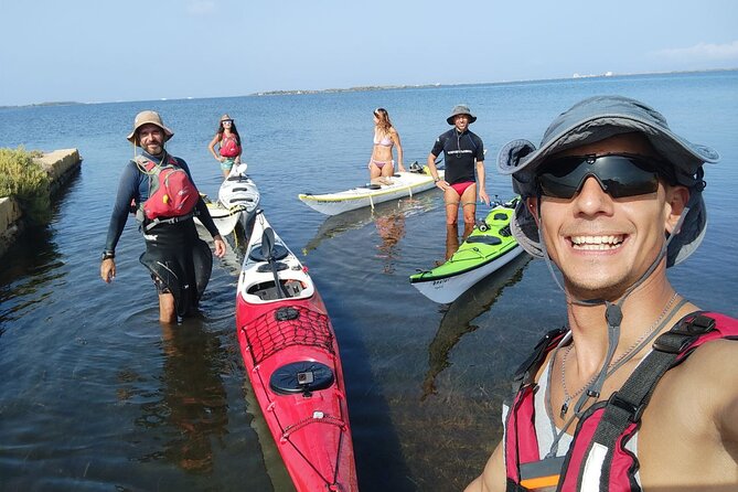 Guided kayak tour inside the Stagnone of Marsala - What the private format changes