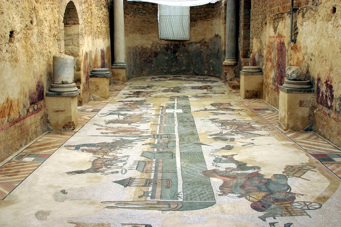 Guided tour of Villa Romana del Casale with skip the line - The public area and the Great Hunt
