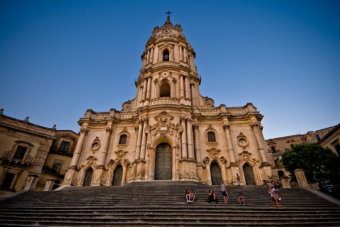 HALF DAY excursion - Tour Montalbano - Ragusa Ibla and Modica - Ragusa Ibla in two focused hours