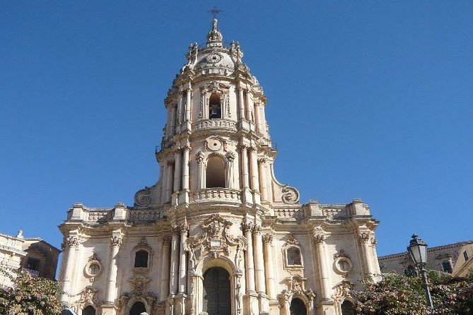 HALF DAY excursion - Tour Montalbano - Ragusa Ibla and Modica - The Modica chocolate tasting