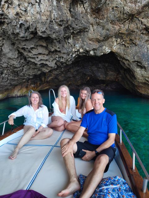 HALF-DAY TAORMINA BOAT TOUR - Who should book this Taormina boat tour?