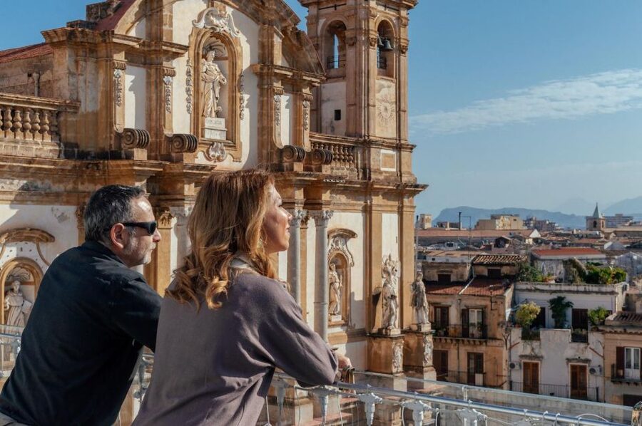 Highlights & Hidden Gems of Palermo Private Tour - Palazzo Reale and Palermo’s grand opening scene