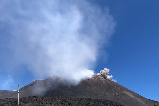 Hiking at 2900m on Mount Etna - What the small group means