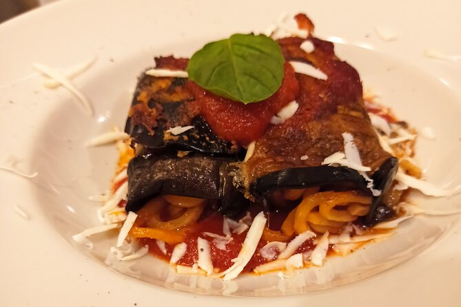 In Palermo we prepare our Sicilian dinner together - Who will enjoy this Sicilian cooking class