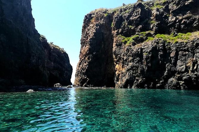 Lipari Island tour - private - The turquoise waters of Pomice