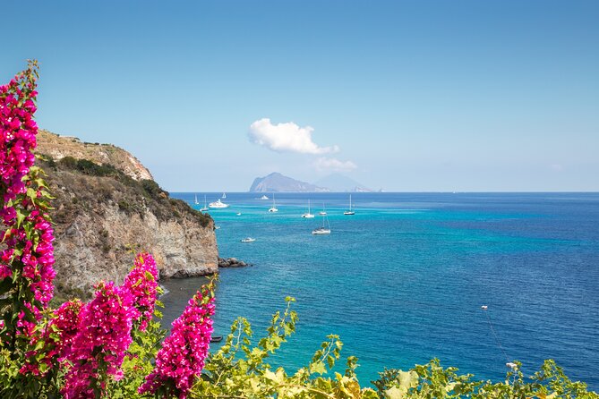 Lipari & Vulcano from Cefalù - Aeolian Islands - Full Day - The long day and group size
