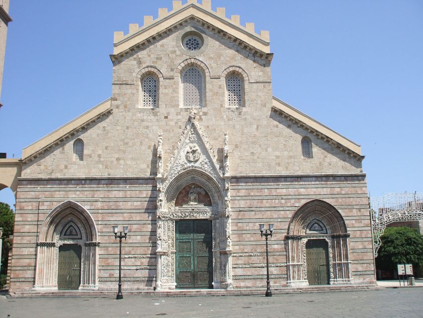 Messina: 2-Hour Walking Tour with a Private Guide - The 90-meter bell tower and its moving clock
