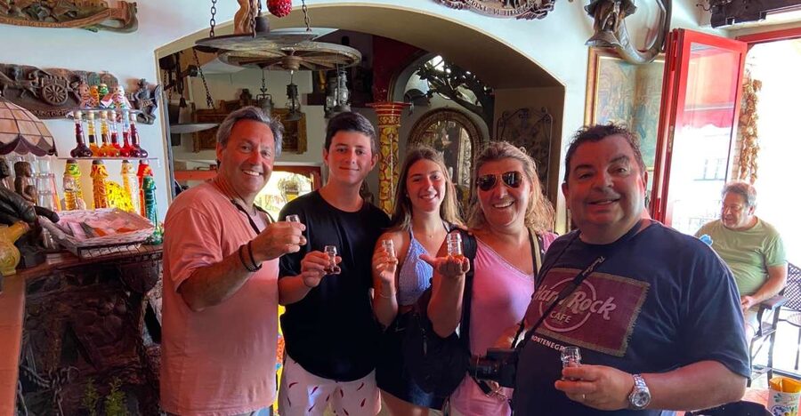 Messina: Ionian Coast Private Day Trip with Cannoli Tasting - Taormina’s cliff view and Isola Bella