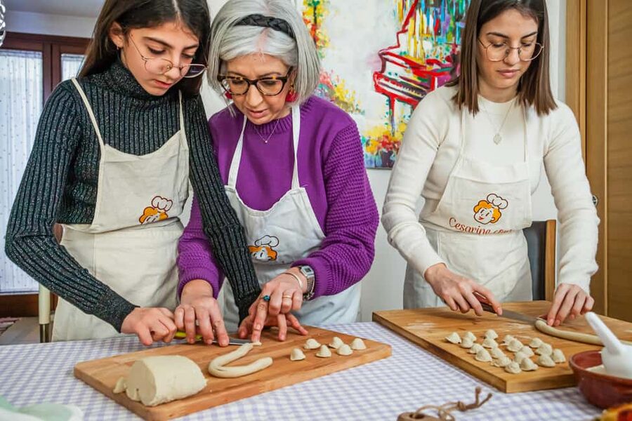 Messina: Share Your Pasta Love in Local's Home - A Sicilian kitchen instead of a cooking-school classroom