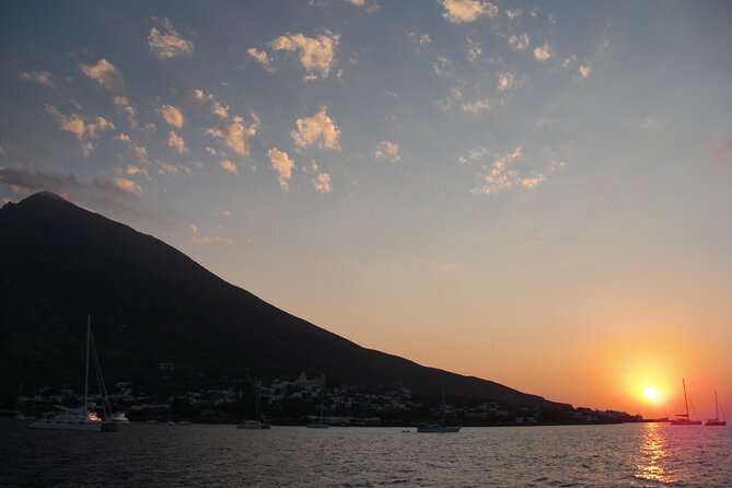 Mini Cruise to Panarea and Stromboli from Milazzo port - Boat comfort and the reality of a long day