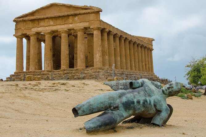 Minivan/Car Tour from Syracuse to Agrigento and Scala dei Turchi - The Valley of the Temples: three hours among ancient ruins