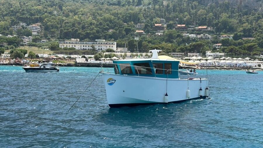 Mondello: 4-Hour Coastal Boat Tour with Aperitif & Swimming - Who will enjoy this boat tour most