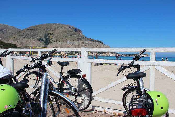 Mondello & The Royal Park of Favorita - Starting at Sicicla in central Palermo