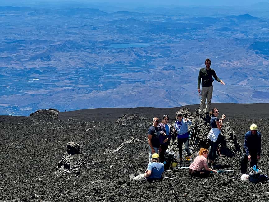 Mount Etna: Tour to the Summit Craters by Cable Car - Returning by 4x4 and cable car