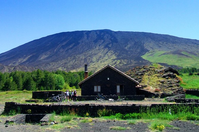 Mountain Biking Etna by MTB or E-Bike - Who should choose the MTB version