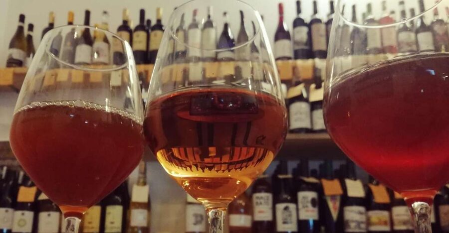 Natural Wine Tasting with snacks at Bottega Monteleone - The five-glass route through Sicilian wine