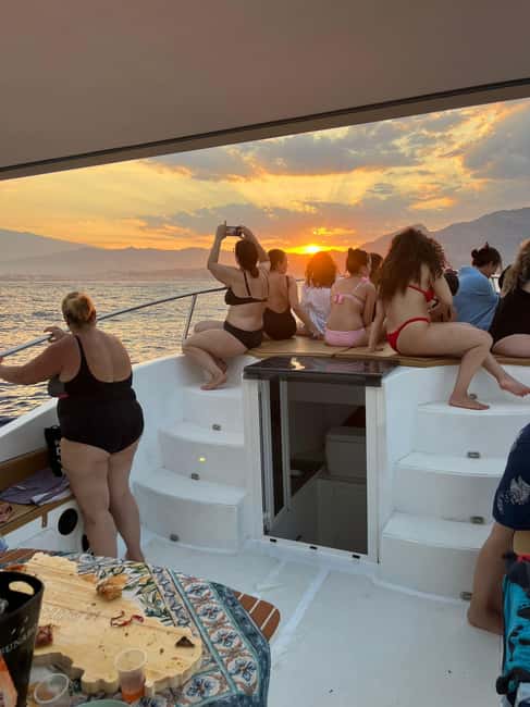 Naxos: Cruise on Isola Bella with swimming, fruit & prosecco - Choosing the best departure time