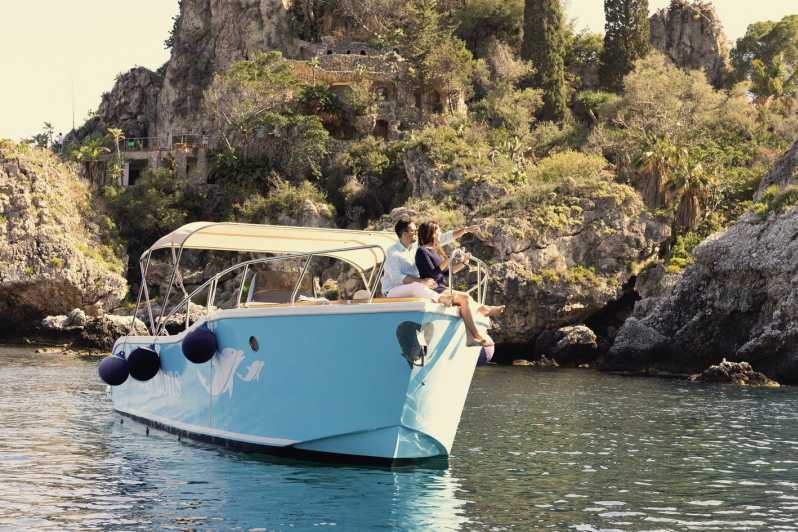 Naxos: Cruise on Isola Bella with swimming, fruit & prosecco - Isola Bella and the coves below Taormina