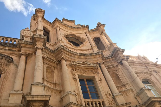 Noto Baroque Masterpieces: small-group tour (max 6 Guests) - Palazzo Nicolaci and the family behind the facade