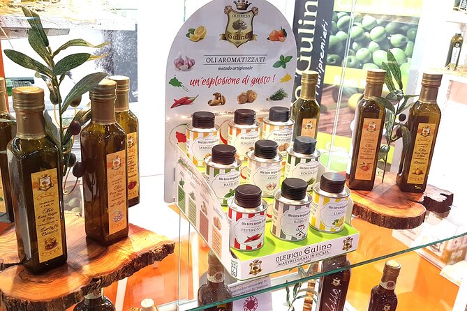 Olive Oil Tasting & Historic Olive Mill Tour in Ragusa area - Arriving at Oleificio Gulino near Chiaramonte Gulfi