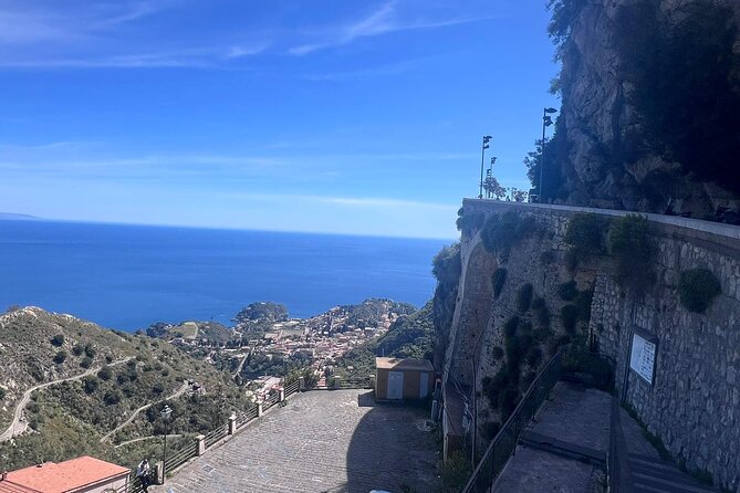One day private tour in Savoca, Taormina and Castelmola - Messina’s final hour at Cristo Re and Piazza Duomo