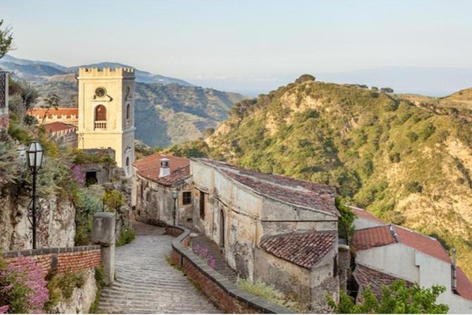 Package of 2 private tours in one day: Etna-Godfather with Lunch - Is $397.36 per person a fair price?