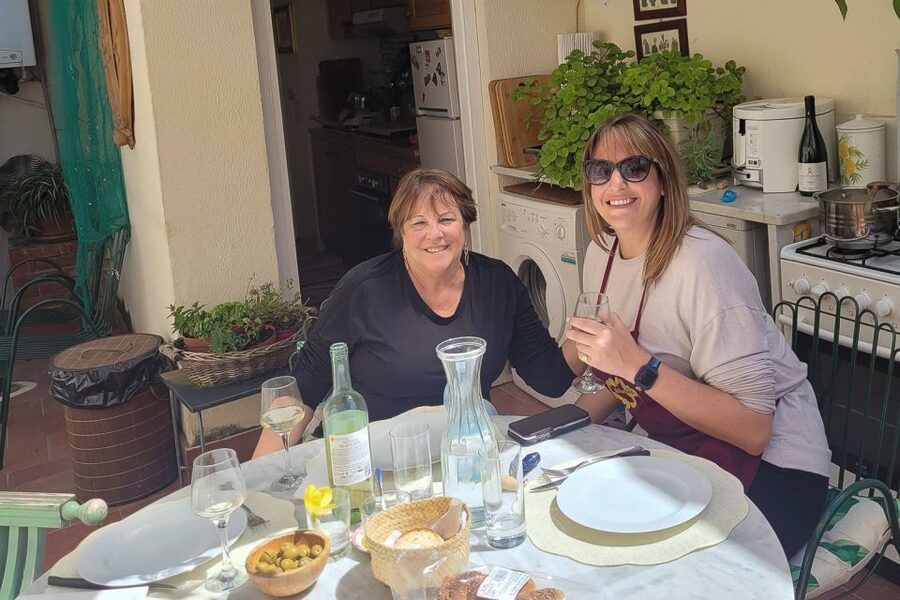 Palermo: 2-Hour Sicilian Cheese and Wine Tasting Tour - What the $135.94 price gets you