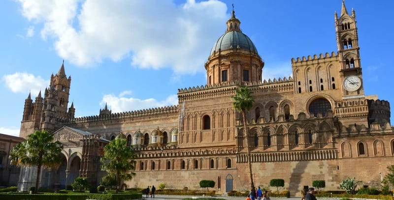 Palermo: Art and Architecture Walking Tour - The Cappella Palatina and the royal center