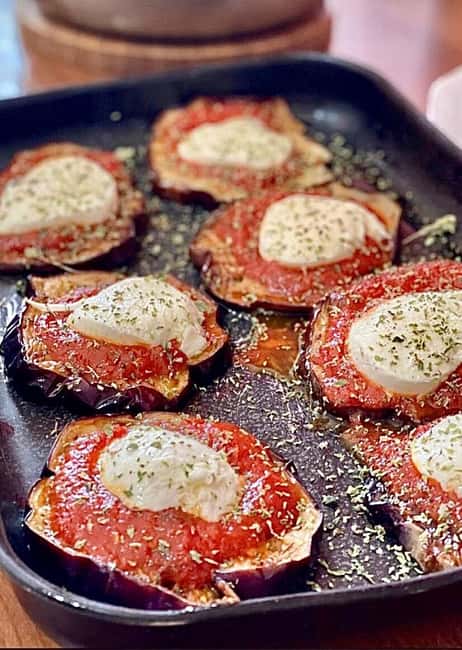 Palermo: Authentic Sicilian Dinner with a Local Chef - Wine, Marsala, coffee, and the pace of dinner