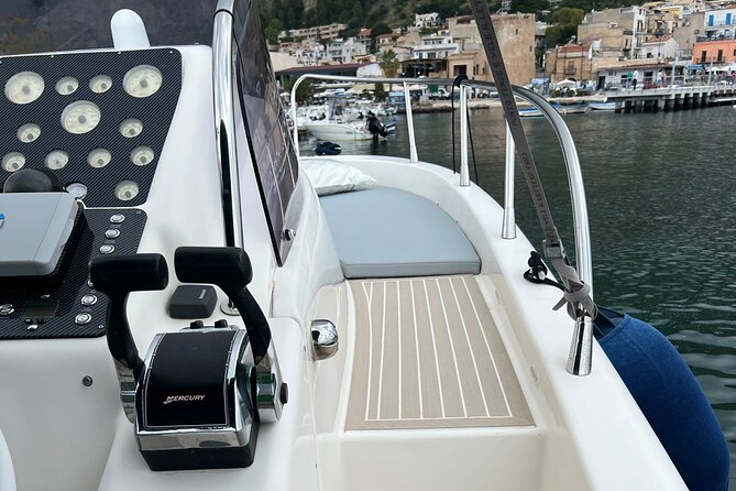 Palermo: Boat tour luxury - What is included onboard
