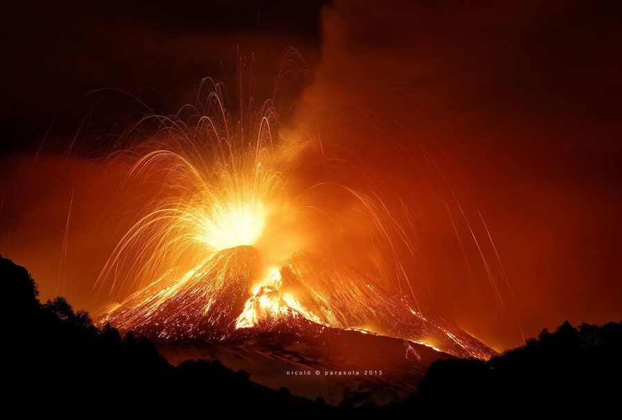 Palermo/Cefalù: Mount Etna and Taormina Day Trip - What the private driver adds