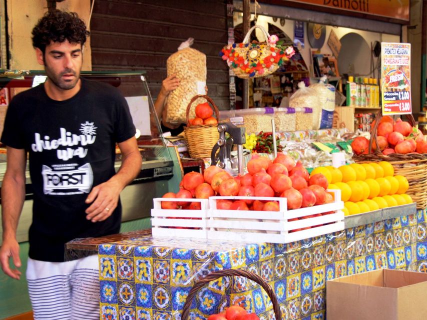 Palermo: City Walking Tour & Street Food Tasting with Drink - Capo Market: the heart of the food portion