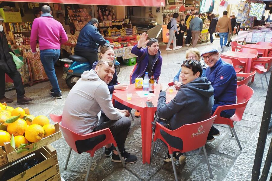 Palermo: City Walking Tour & Street Food Tasting with Drink - Guide style and group comfort