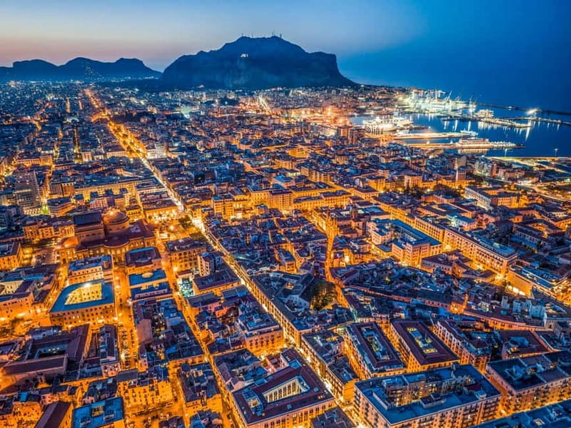 Palermo: Grand Night Tour in CruiserCar - The cathedral under evening light