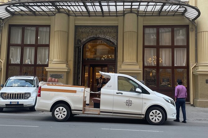 Palermo: Grand Tour in CruiserCar - Guides, music, snacks, and the feel of the ride