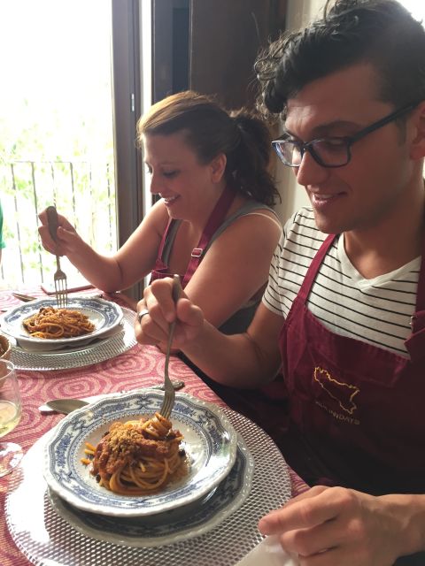 Palermo: Half-Day Cooking Class & Market Tour - Patrizia’s teaching style and the small-group advantage