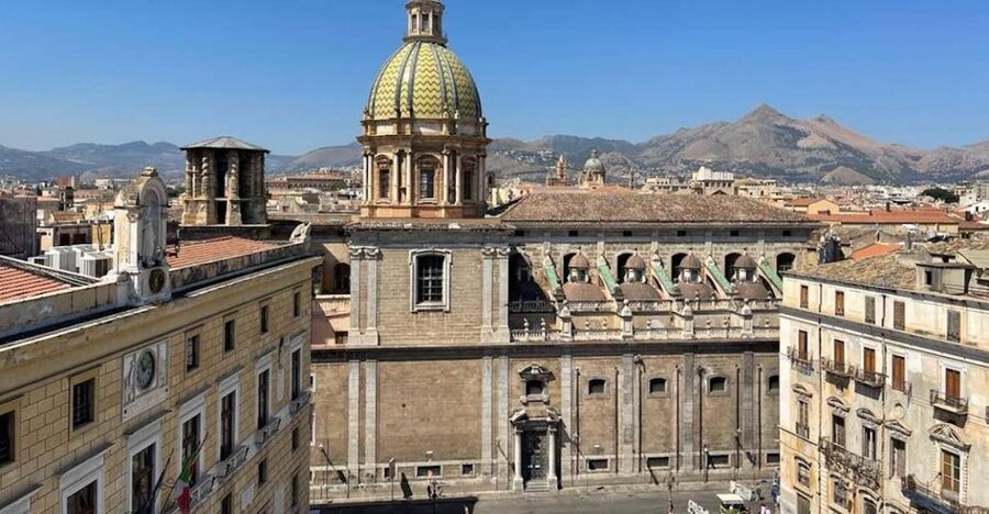 Palermo: Historical Center Walking Tour with Rooftop Views - Piazza Bellini and Palermo’s layered churches