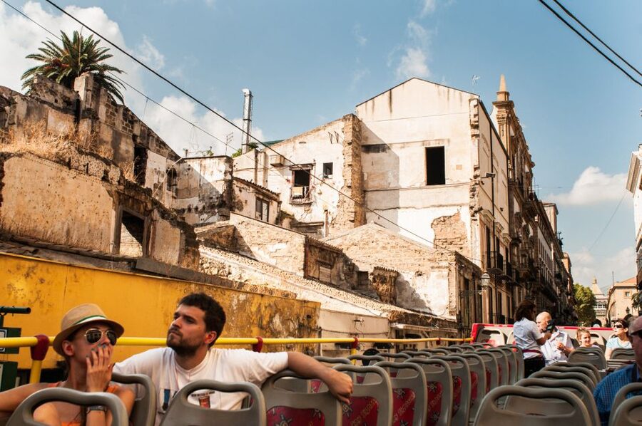Palermo: Hop-on Hop-off Bus Tour 24-hour Ticket - Route B: Villas, gardens, Zisa Castle, and the port