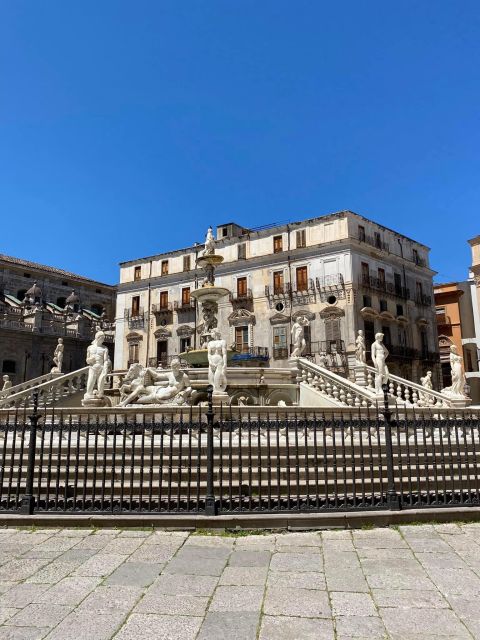 Palermo: Markets and Monuments City Center Walking Tour - Pretoria Square and the Palace of the Praetorians